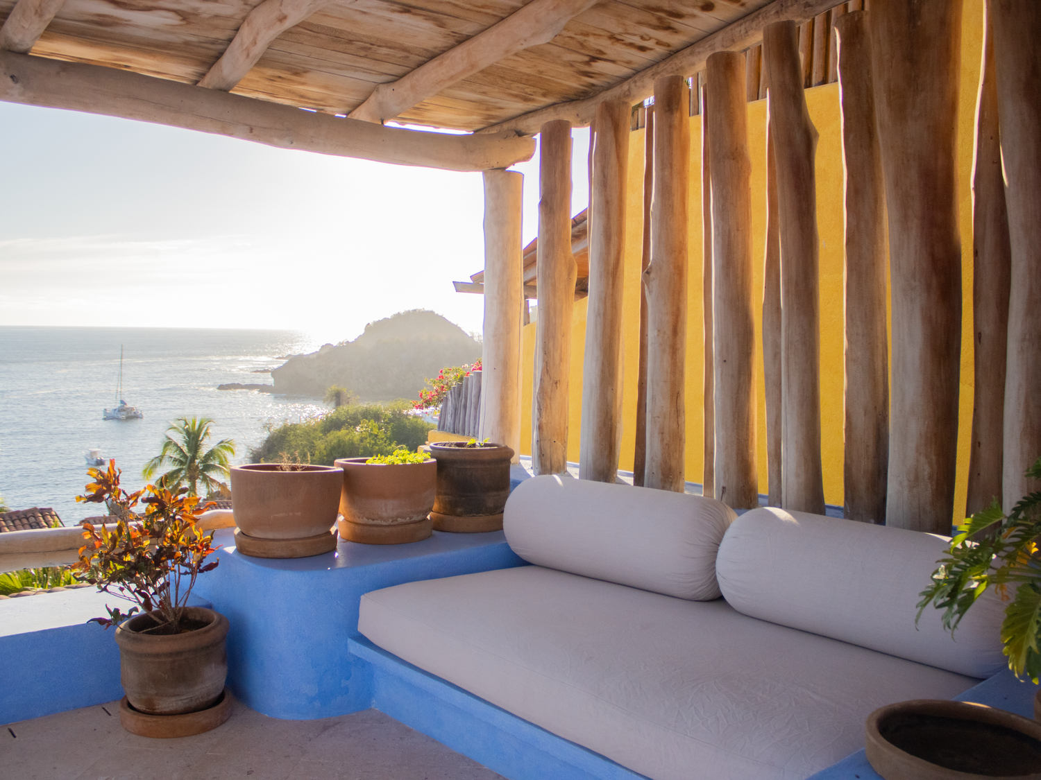 Day bed on the upper terrace